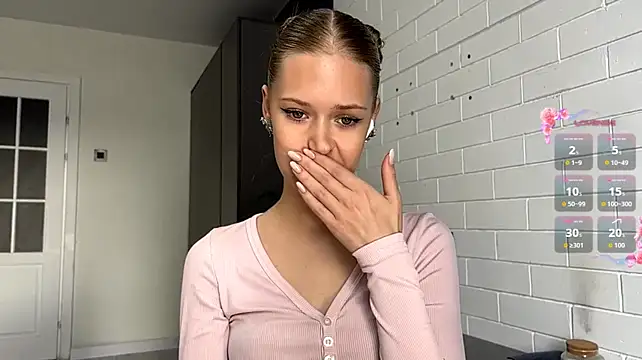 ZaidaSchwarten - tease with my tight ass