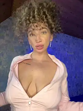 AlexaVee_ - TOPLESS DANCE