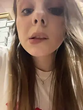 Lunabelle_ - lets see under my skirt in kfc risky!