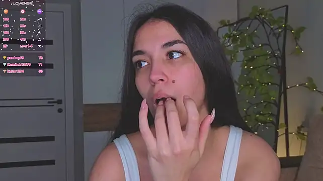 MollyGilberg - flirty facial expressions for your mood