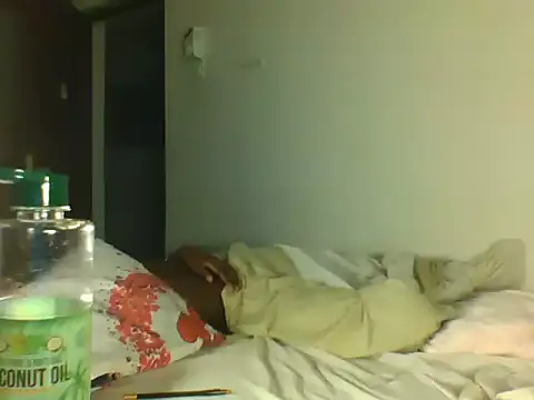 Sexy_curvie - golden squirting