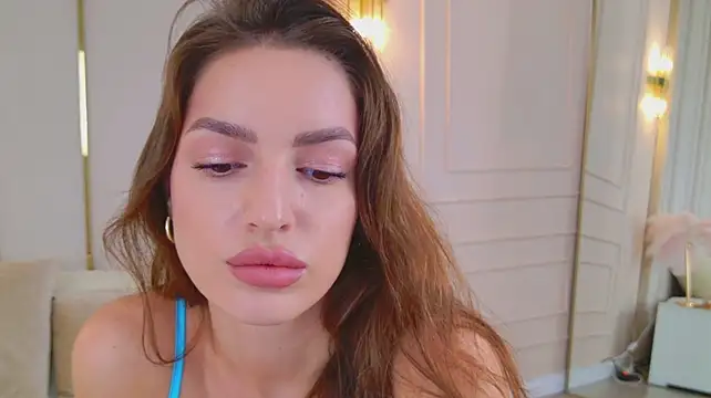 BellaHalles - sexy shower video