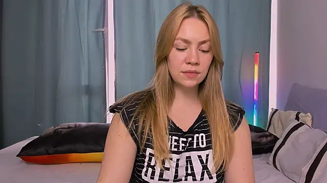 YummyYam - ✨PUSSY PLAY✨