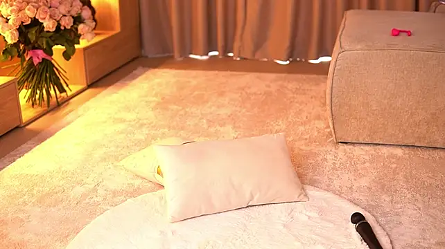 VanessaSimon - Spoil your hot body!
