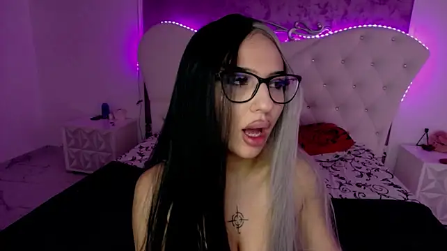 RavenFoxxy - Make this pussy dripping wet👅👅
