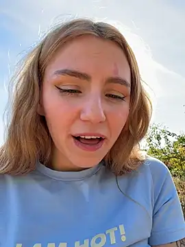 -stray-cat- - 3 fingers in my tight pussy