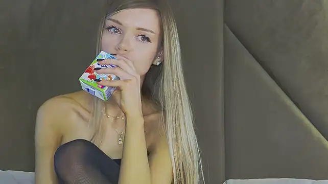 MarilynNova - mm wet me)))