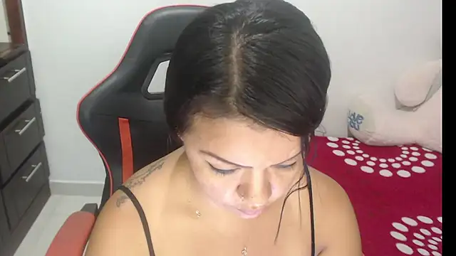 Emily_sexxx - make me wet?? play with me!!!