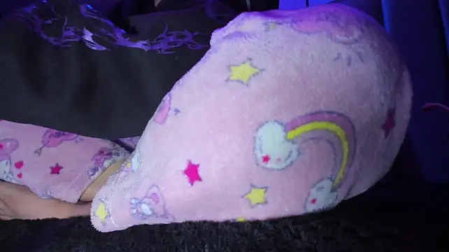 Kitty_Gang - Ride dildo watching my ass up close 🔥