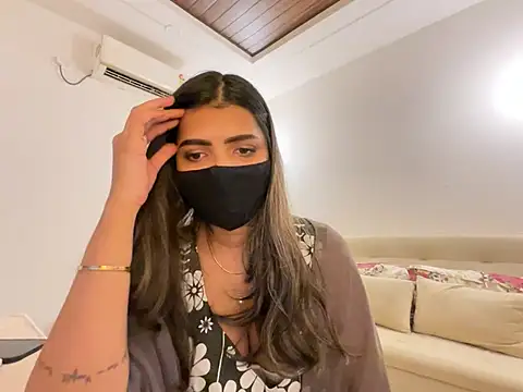 MaYaa__11 - dance nude on gulabi saree