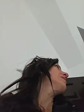 Risky_woman - IN PARK SQUIRT .WIN SNAPC