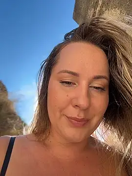 Mona_Plus - 3Fingers pussy💦Squirt outdoor💦LT video