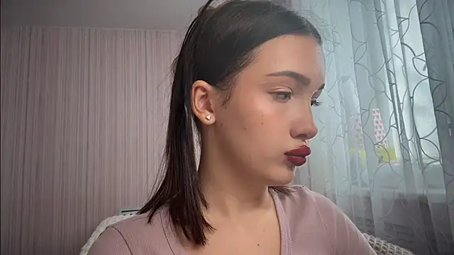 Love_my_Lips - Sexy Outfit Change 💋