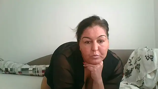 Sandra0011 - Naked end breast oiling
