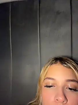 Hannie- - Jump ass