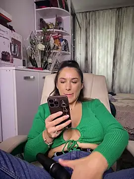 HotXMom_ - pleasure me