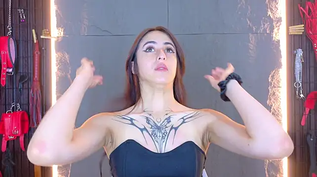 Lilith_jeane_7 - wax tits and whips with padlle