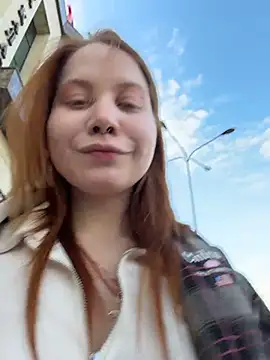 SlavicCandy - flash pussy in public mall