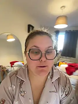 Ivy-Rose-xx - TITS OUT 5 MINS 🍒