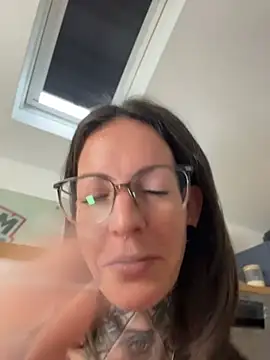 BrownieyQueen - Fuck my Ass?! Analspecht TC 2min