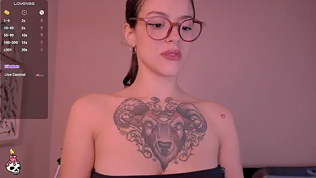 Phoenix_xx - Oil ass, fingers and plug!!