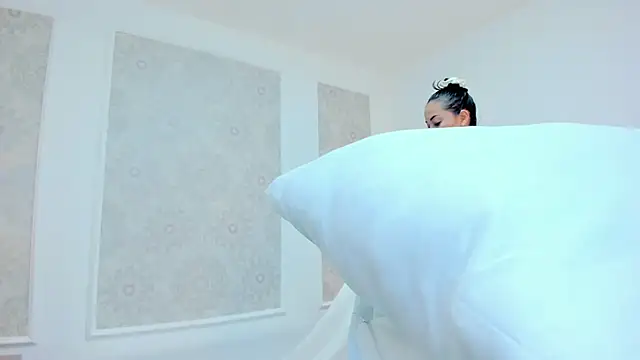 Victoria_vallmonte - Make me squirt.