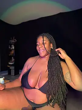 GirthGoddessCoco
