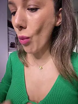 HotXMom_ - pleasure me