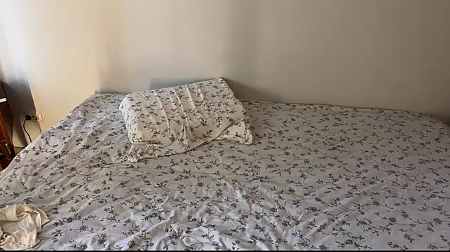 Mulaniha - Play with my butt in my panties