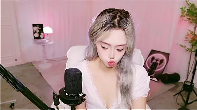 Diudiu-1 - 💃性感脱衣舞（有内）😍😍
