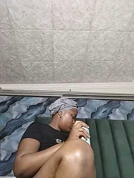 SweetSavage18 - 🔥Make this juicy ass clap🔥🍑