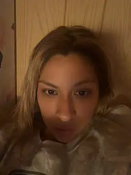 JessyAfterDark - Strip me naked babyy