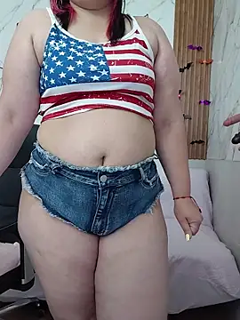 Kiara_scottt - nipples tweezers + bouncing tits