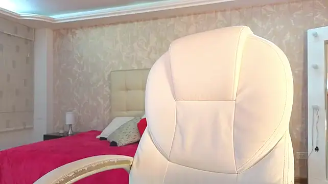 Camille1310 - Legs ir air and show pussy :