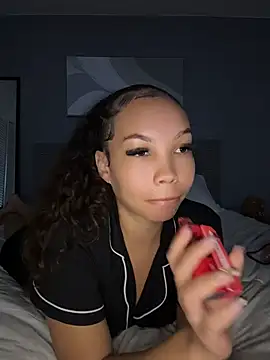 Nikkiloveee - ride it good 😏💦