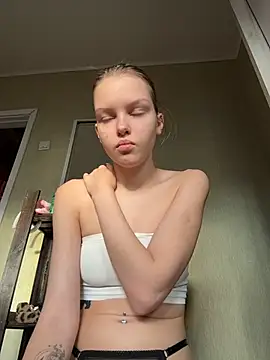 AshleyMur - naked show