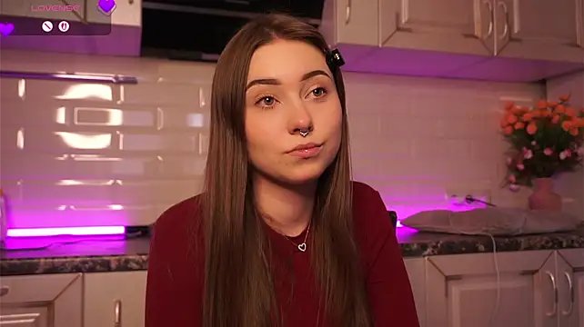 Luvvele_a - Flash boobs