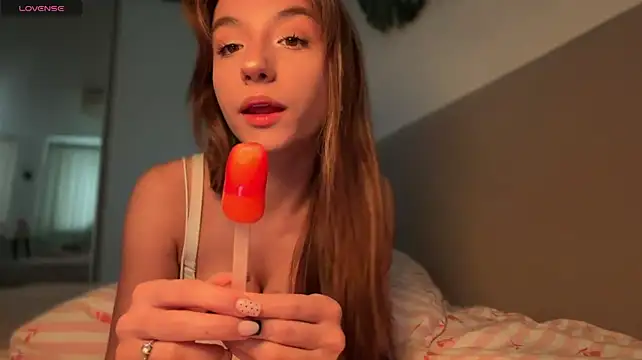 Art_Katty - Suck and lick fingers