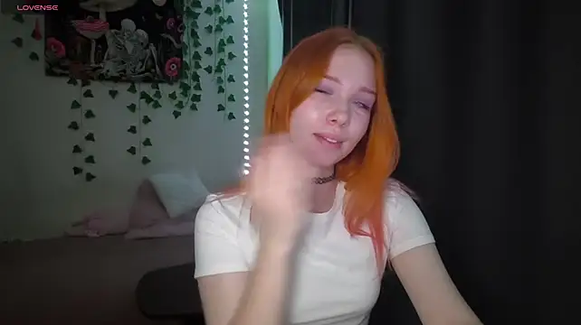 RedAriana - show my ass