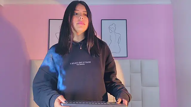 Antonella_Fontanna - Tease my tight pussy and get me wet💦