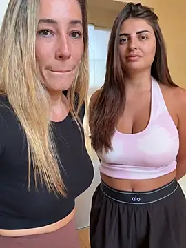 SweetAlegra_ - Topless & Kiss