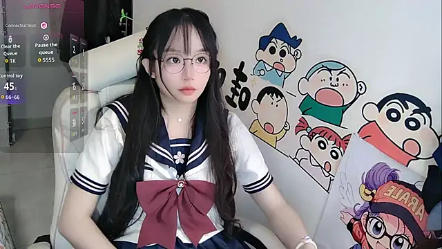 Angela-AMY - 别轻易上我的心，里面可是住的你哦 脱一件吧