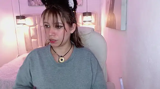 Zooey_ - spank my butt 5 times 🍑😈