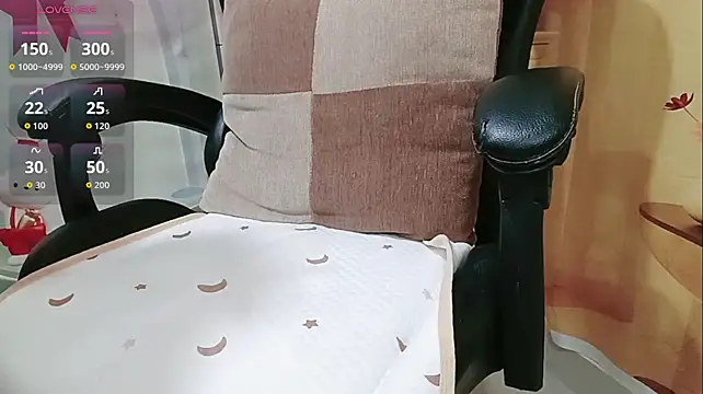 Yuki-yio - help me orgasm and squirt big
