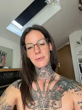 BrownieyQueen - LT 3min TC + 🎁