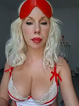Mazlik27 - Show you my boobs