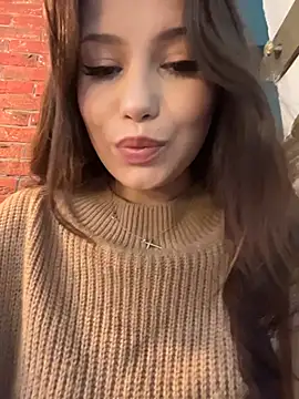 Chloe__Moon - BOOBS show in café +Look at the neighbor