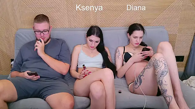 Ksenny - threesome sex + creampie