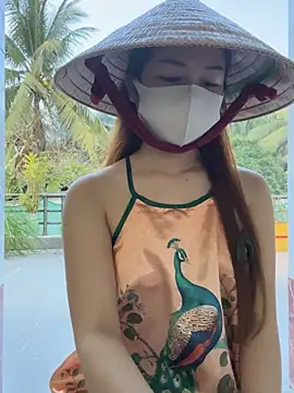 My_Melodyy - Make me pussy cum in public garden 🪴 😈