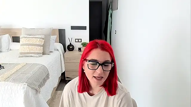 Morninglorytv - enseño los dos piercing
